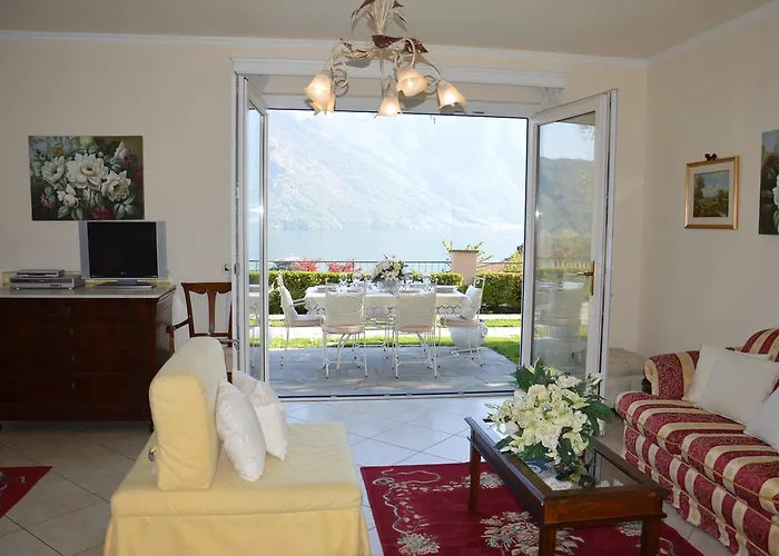 Casa Eleganza * تريميتْسّو